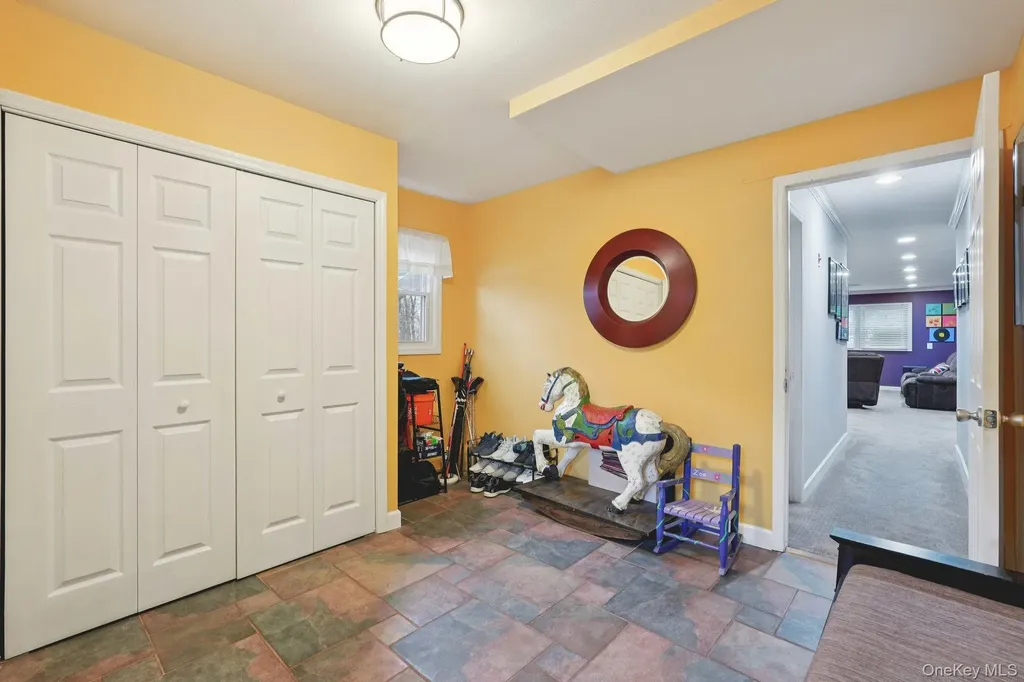 123 Gatto Lane Pearl River NY 10965