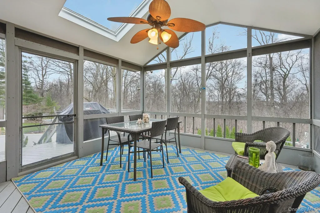 123 Gatto Lane Pearl River NY 10965
