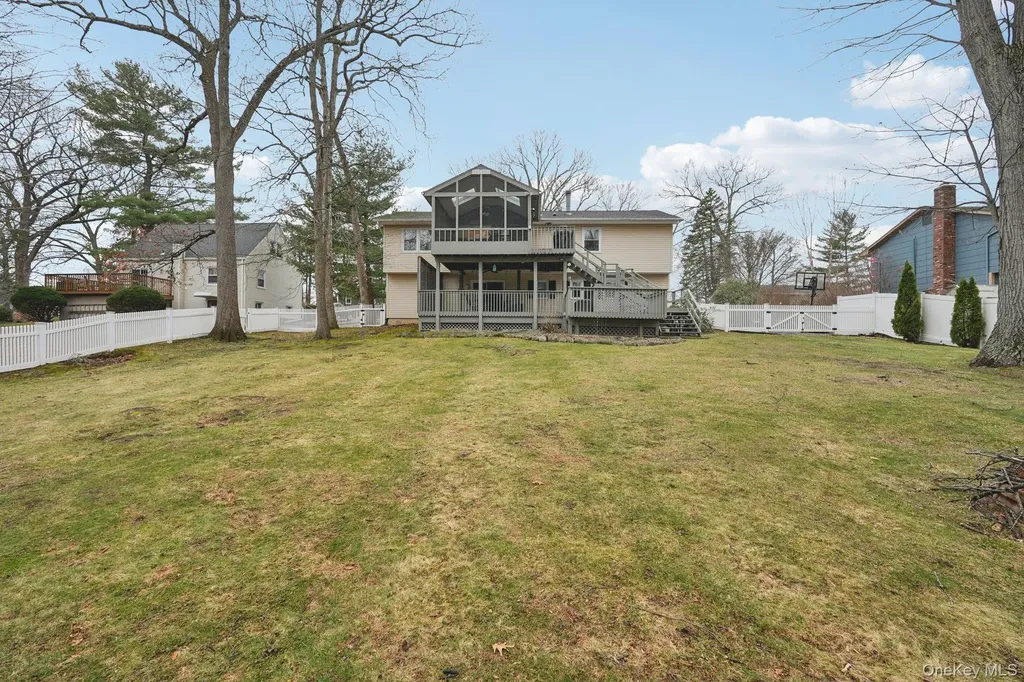 123 Gatto Lane Pearl River NY 10965
