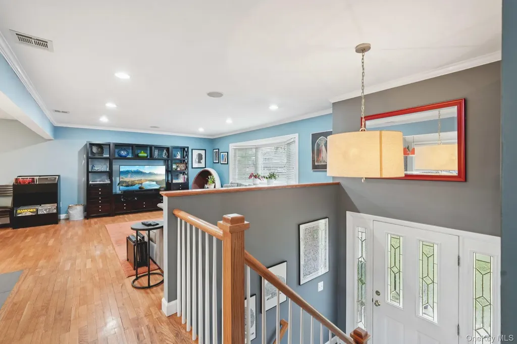123 Gatto Lane Pearl River NY 10965