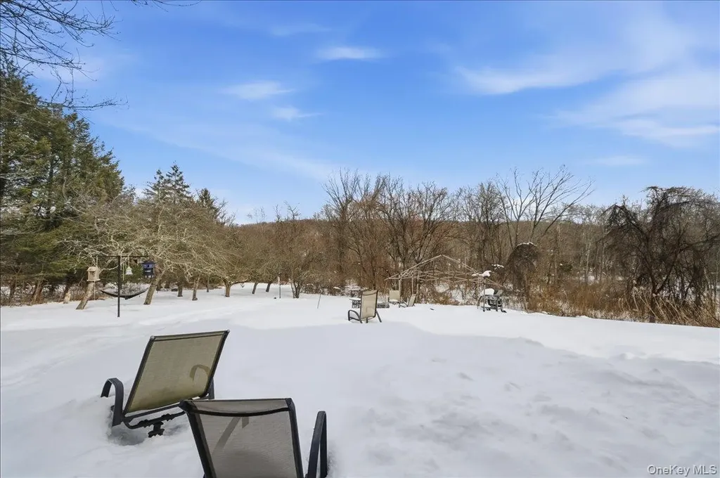 16 Primrose Street Katonah NY 10536