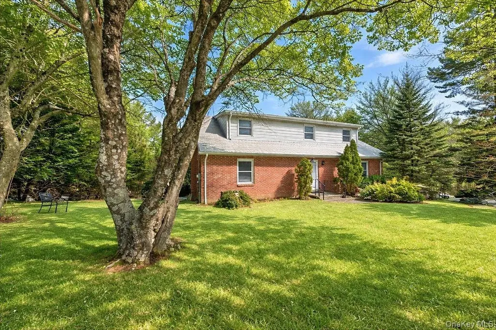 16 Primrose Street Katonah NY 10536