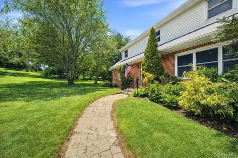 16 Primrose Street Katonah NY 10536