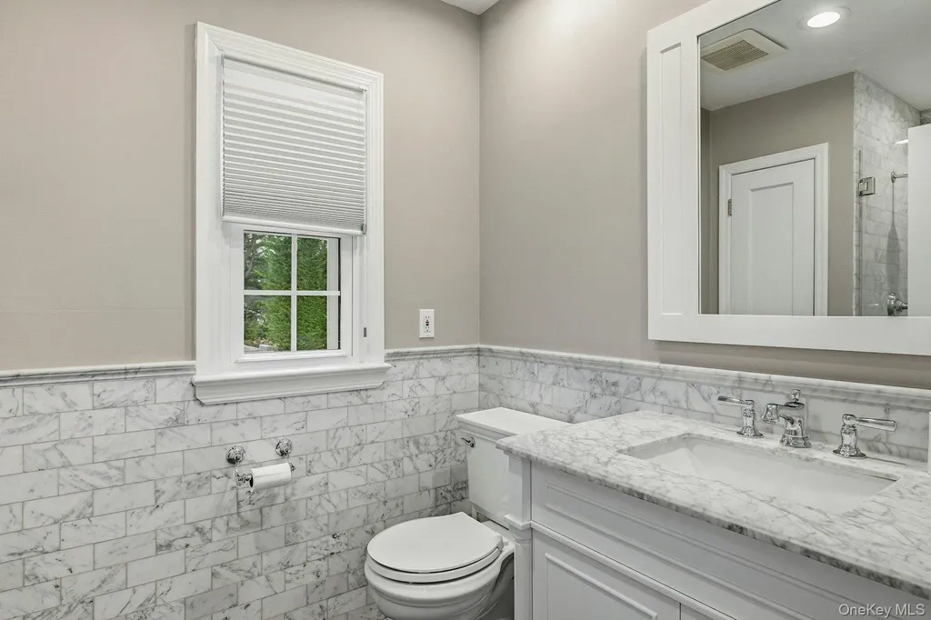 38 Hewlett Lane Port Washington NY 11050