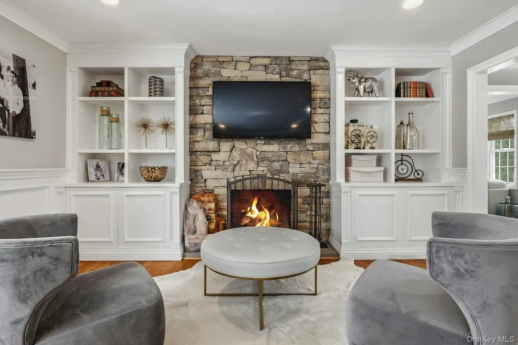 38 Hewlett Lane Port Washington NY 11050