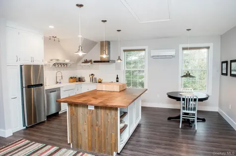 3311 Franklin Avenue Millbrook NY 12545