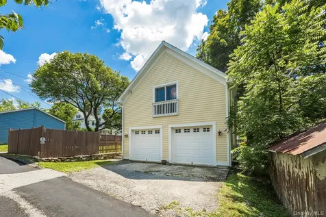 3311 Franklin Avenue Millbrook NY 12545