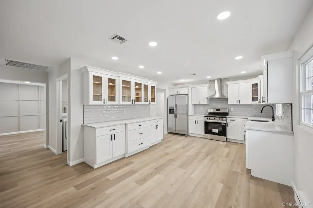151 Laurance Lane Ridge NY 11961