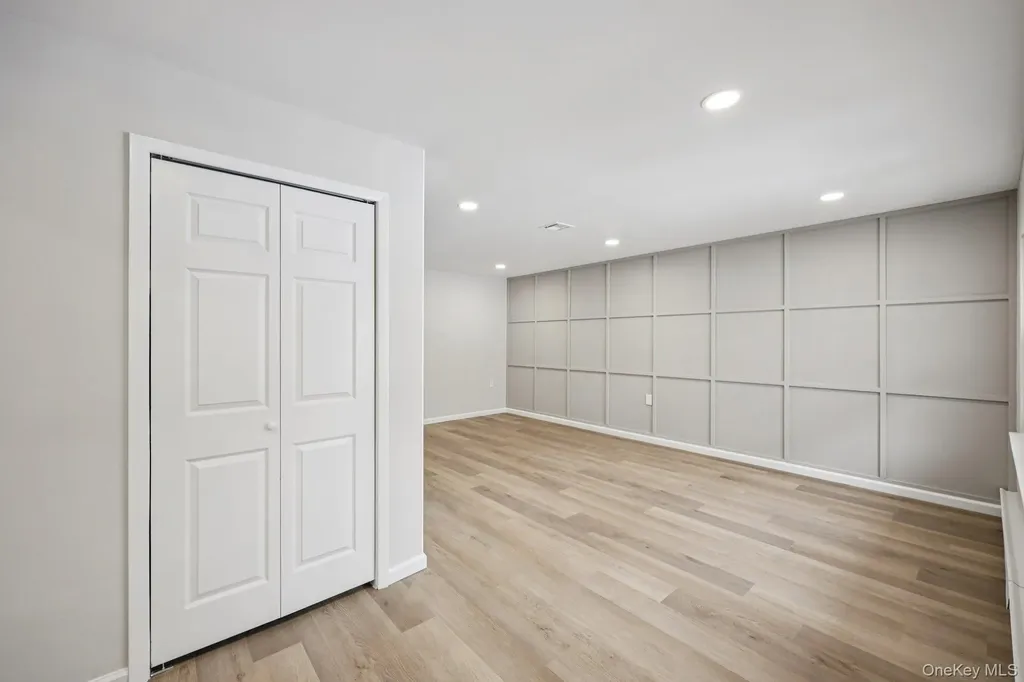 151 Laurance Lane Ridge NY 11961