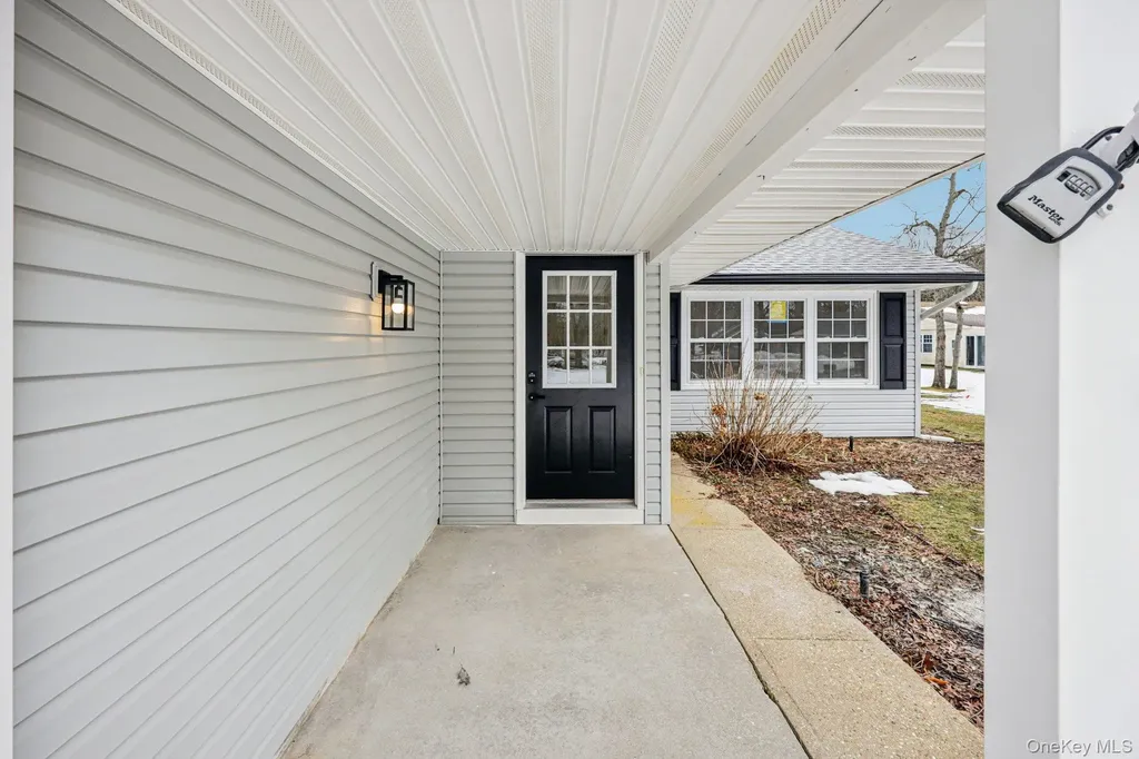 151 Laurance Lane Ridge NY 11961