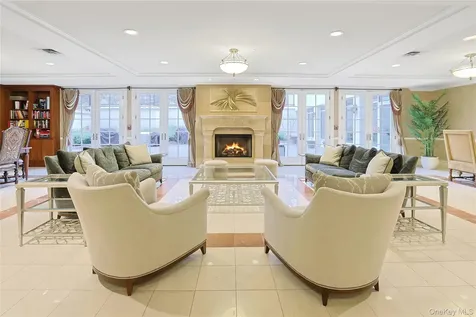 506 Trump Park Shrub Oak NY 10588