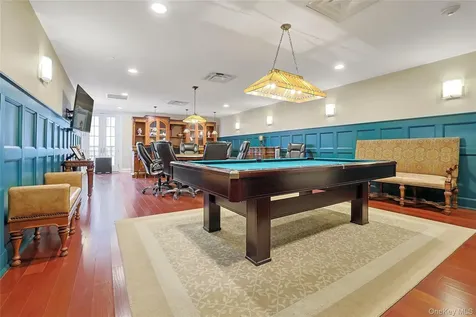 506 Trump Park Shrub Oak NY 10588