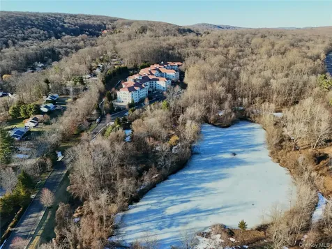 506 Trump Park Shrub Oak NY 10588