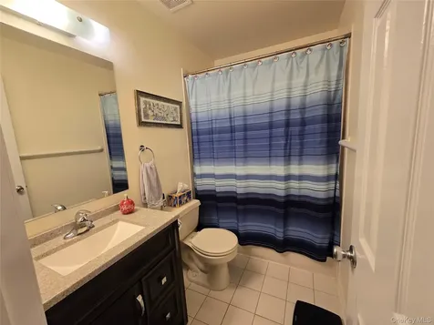 142 Farm House Court Manorville NY 11949