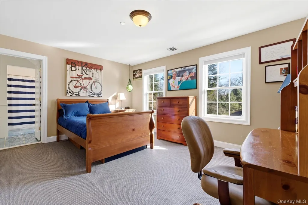 3 Pondfield Drive S Chappaqua NY 10514