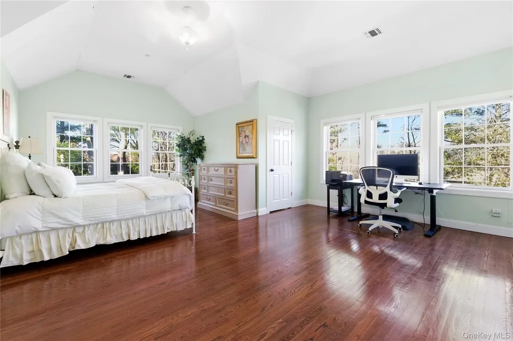 3 Pondfield Drive S Chappaqua NY 10514