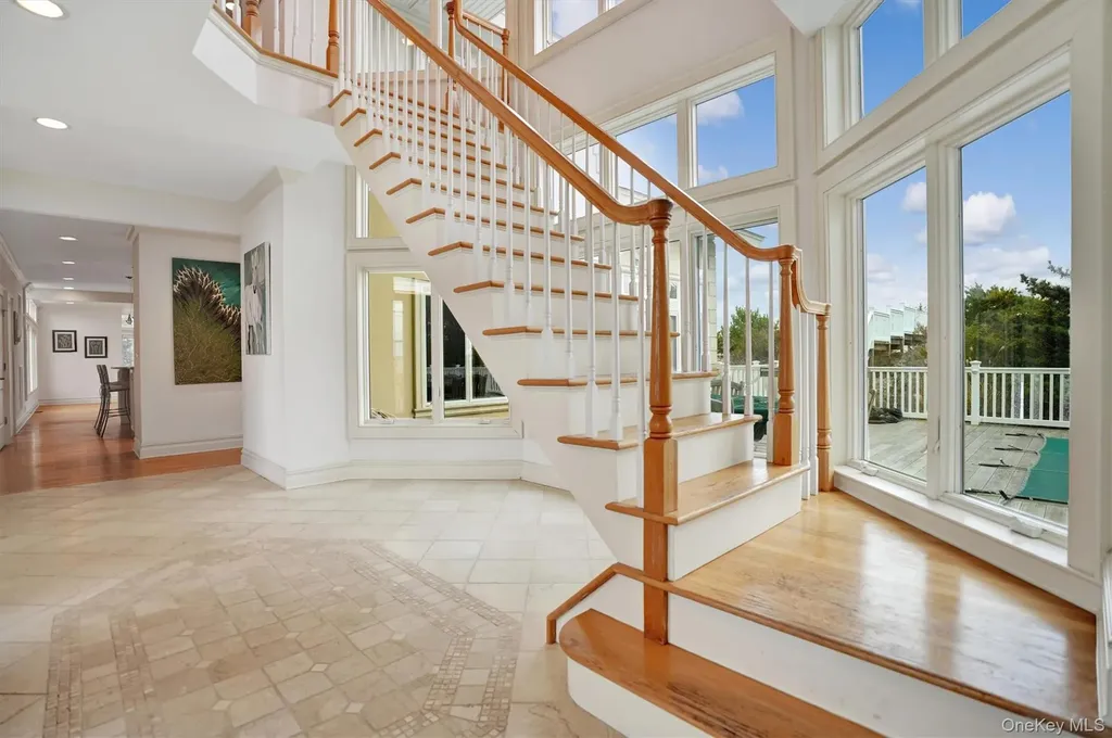 605 Dune Road Westhampton NY 11977