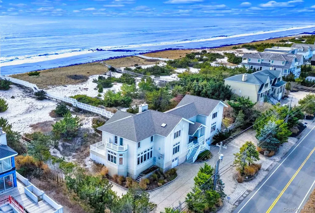 605 Dune Road Westhampton NY 11977