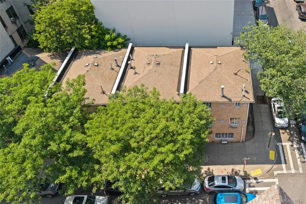 2611 Decatur Avenue Bronx NY 10458