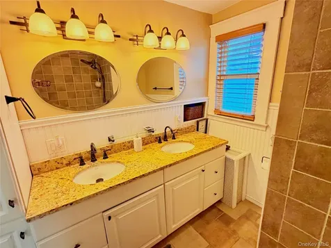 12 Irenhyl Avenue Port Chester NY 10573