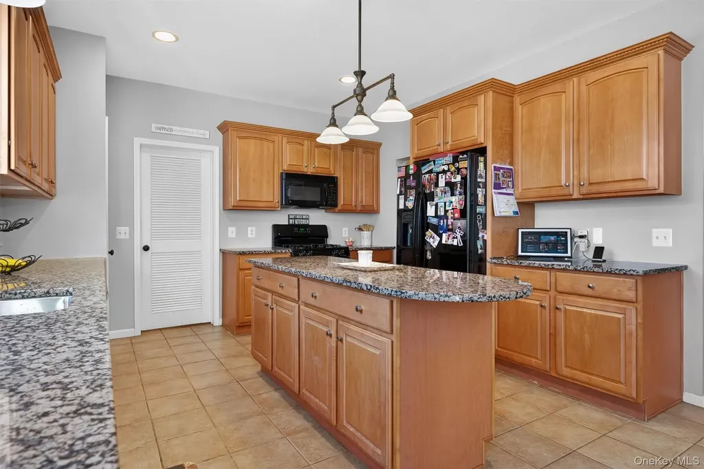 3 Moorefield Circle Highland Mills NY 10930