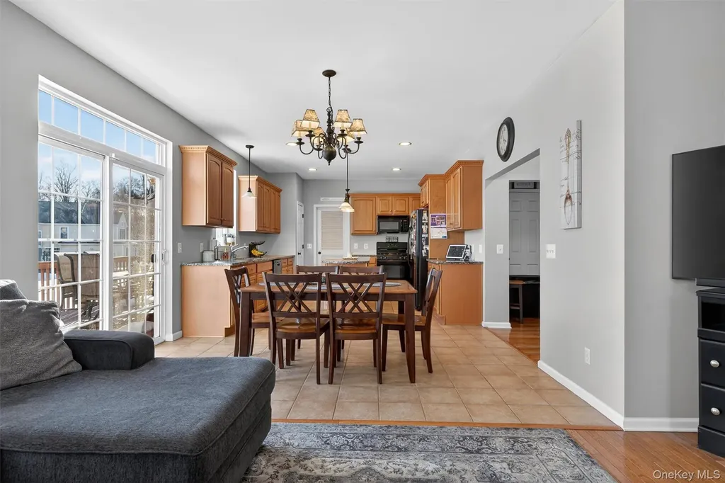 3 Moorefield Circle Highland Mills NY 10930