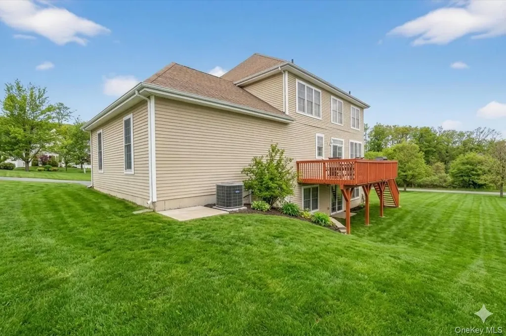 3 Moorefield Circle Highland Mills NY 10930