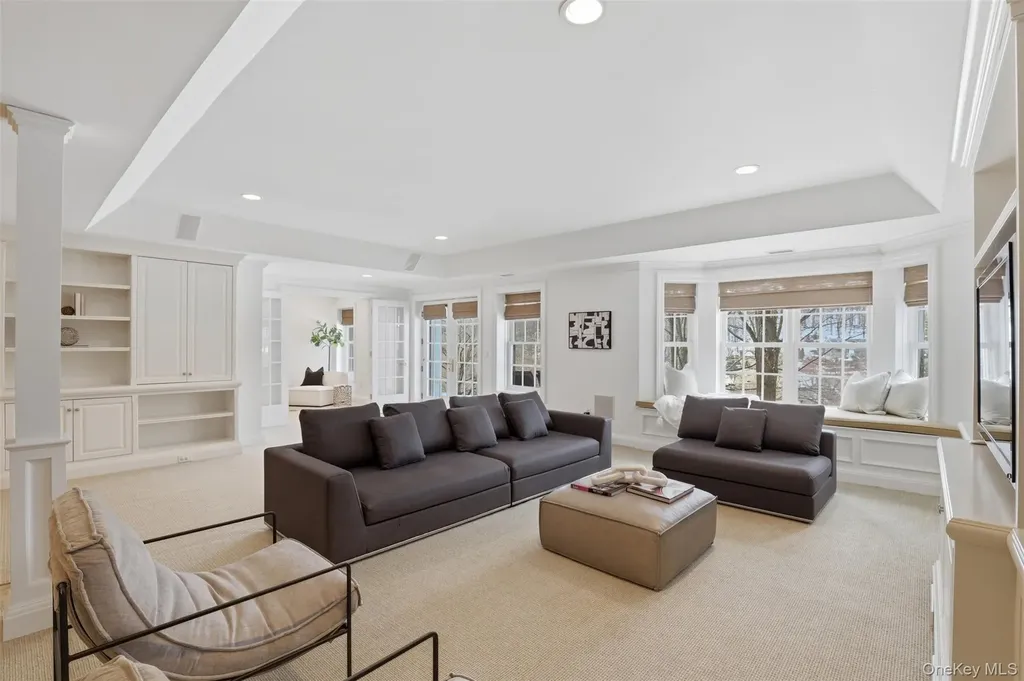 10 Shadow Tree Lane Briarcliff Manor NY 10510