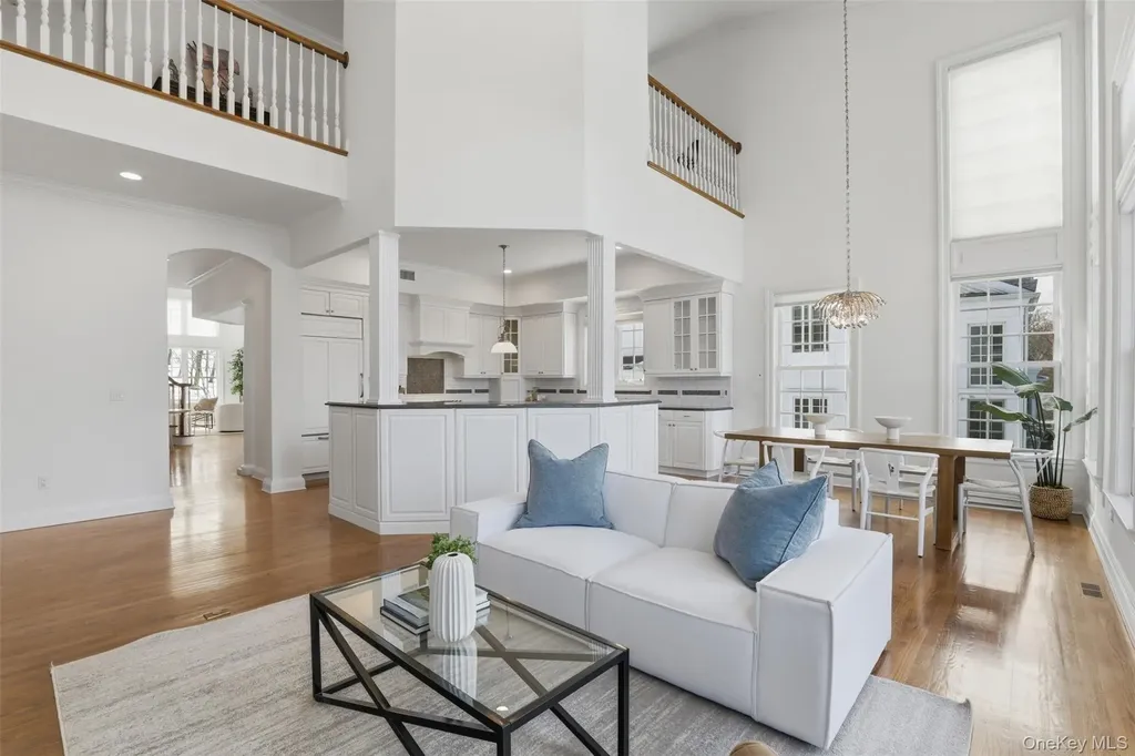10 Shadow Tree Lane Briarcliff Manor NY 10510