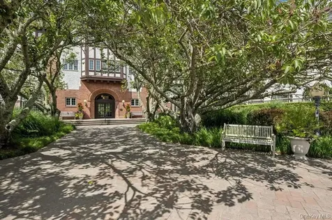 236 Edgemere Street Montauk NY 11954