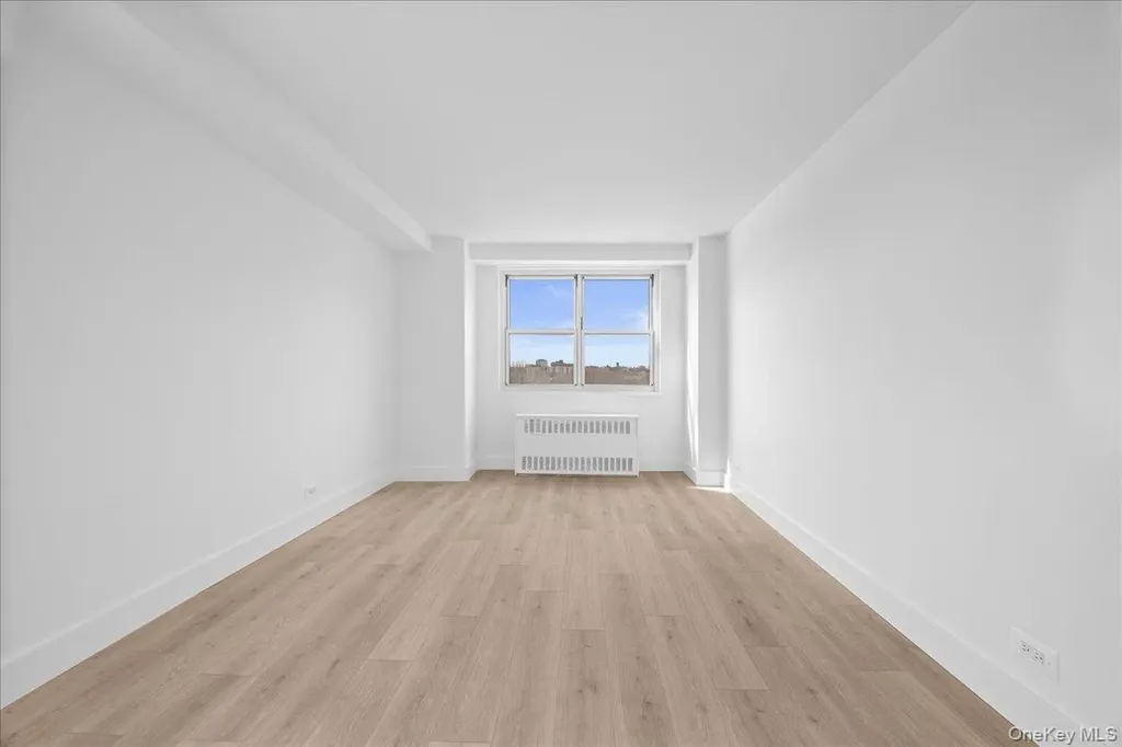 825 Morrison Avenue Bronx NY 10473