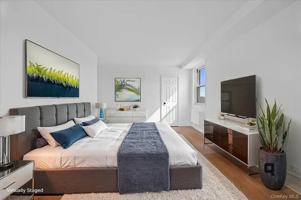 825 Morrison Avenue Bronx NY 10473