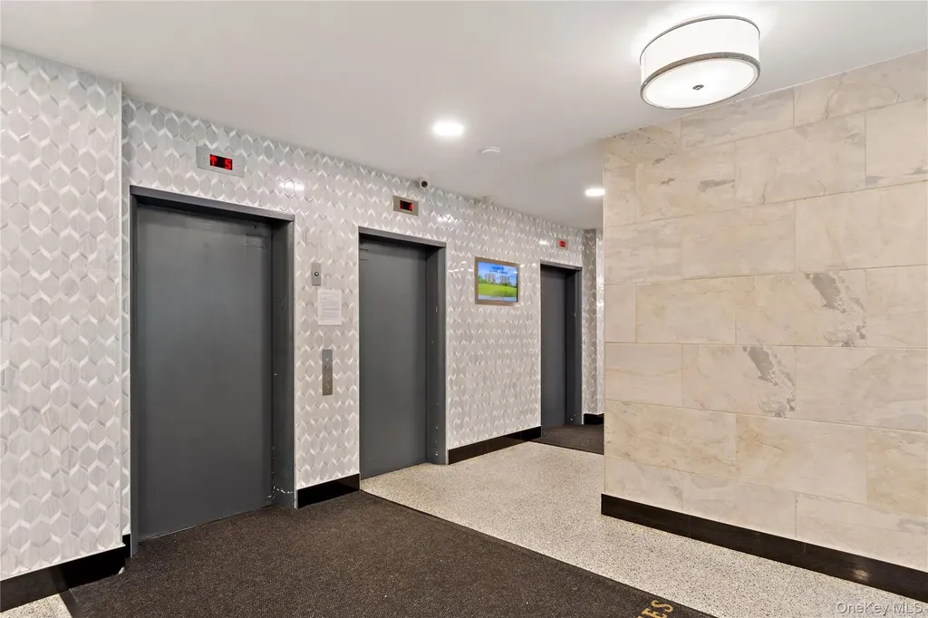 825 Morrison Avenue Bronx NY 10473