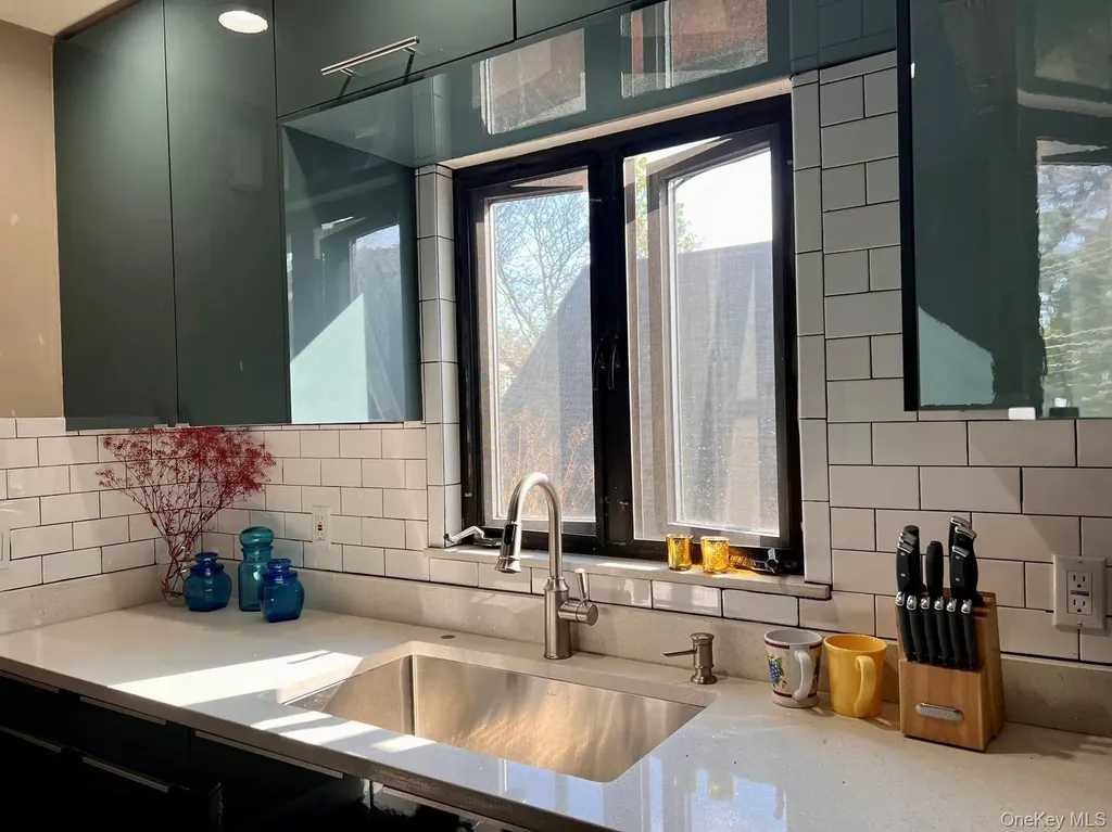 147-22 Ash Avenue Flushing NY 11355