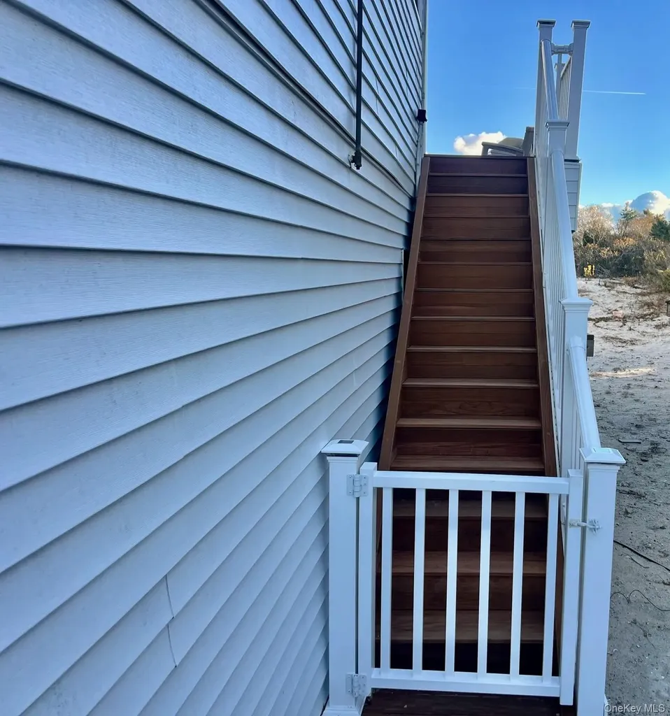 675 Dune Road Westhampton Beach NY 11978