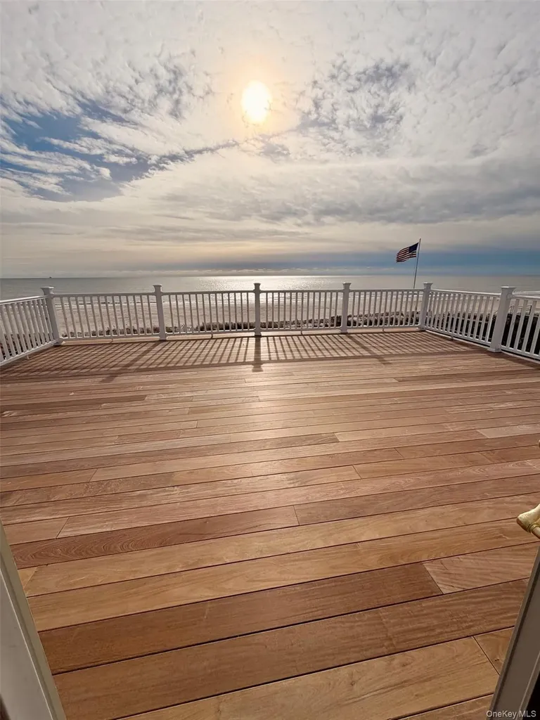 675 Dune Road Westhampton Beach NY 11978
