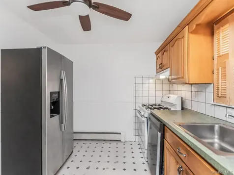 64 Ashland Street New Rochelle NY 10801