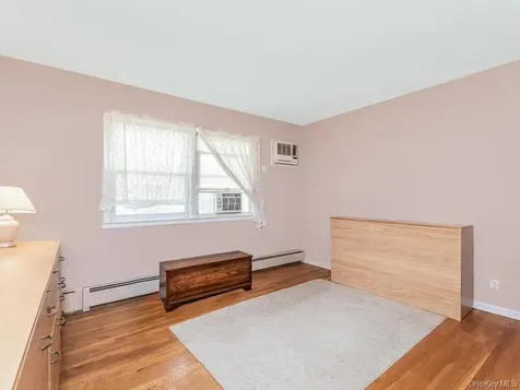 64 Ashland Street New Rochelle NY 10801