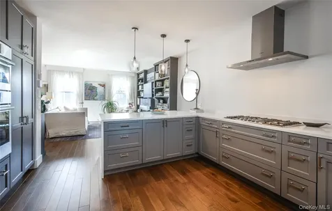 314 Warren Street Hudson NY 12534