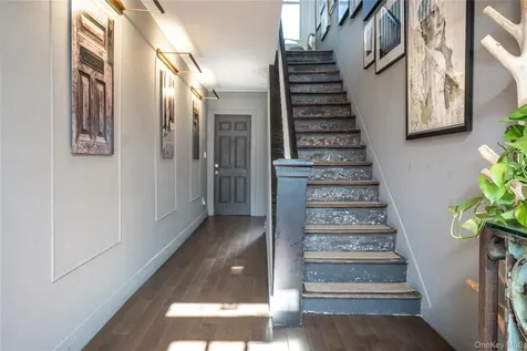 314 Warren Street Hudson NY 12534