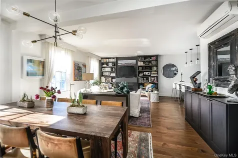 314 Warren Street Hudson NY 12534