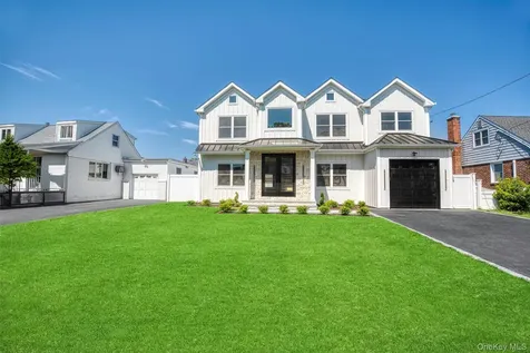 467 Hull Street East Meadow NY 11554