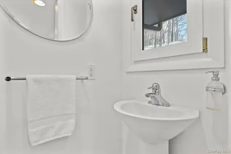 20 Faraway Road Armonk NY 10504