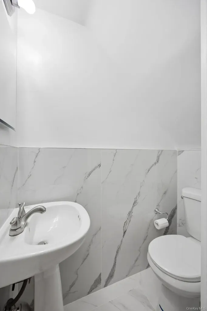 1739 W 9th Street Brooklyn NY 11223