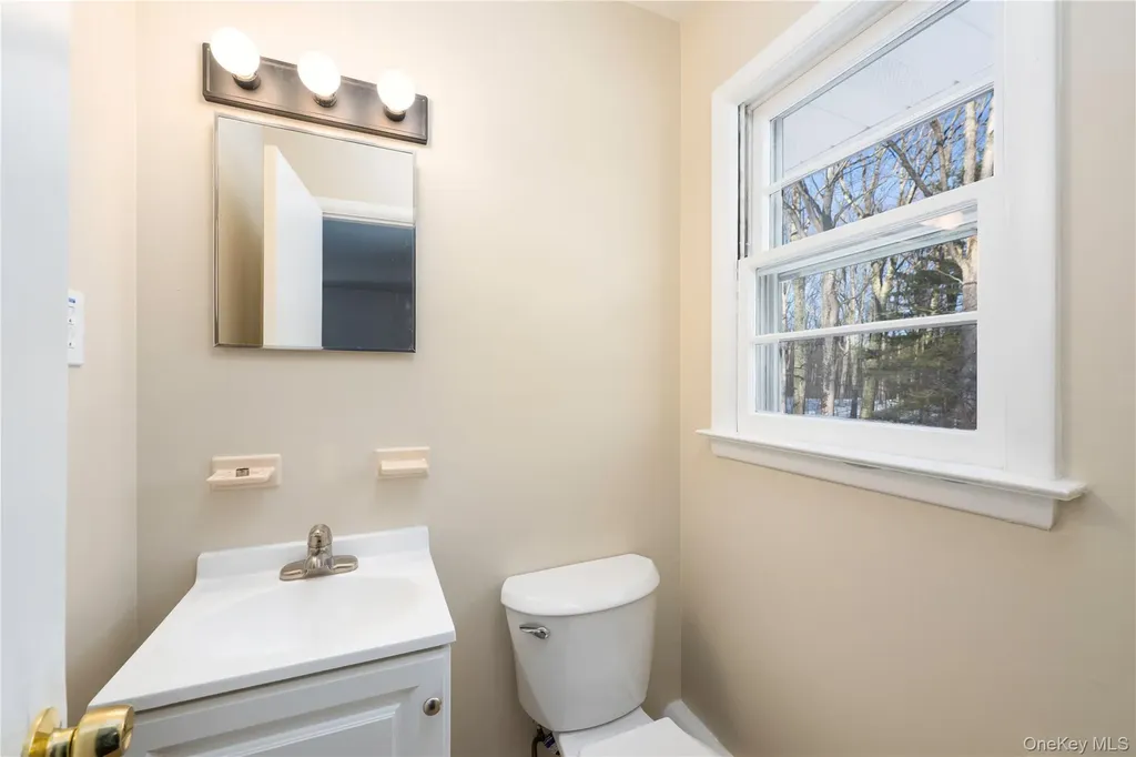 12 Blueberry Lane Stormville NY 12582