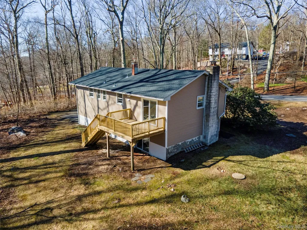 12 Blueberry Lane Stormville NY 12582