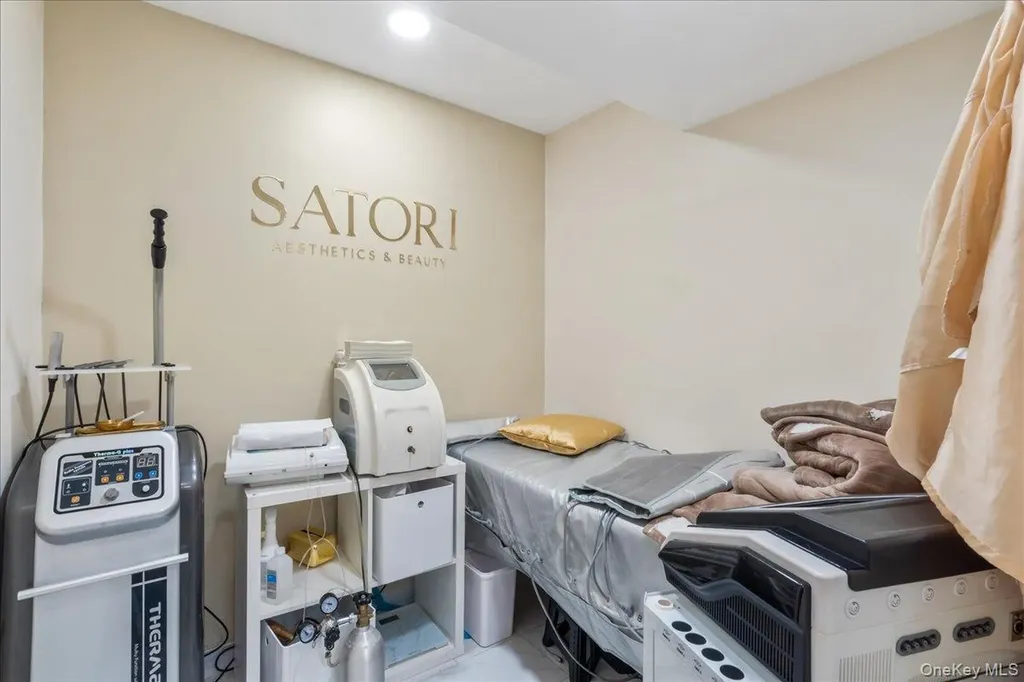 101-12 43rd Avenue Corona NY 11368
