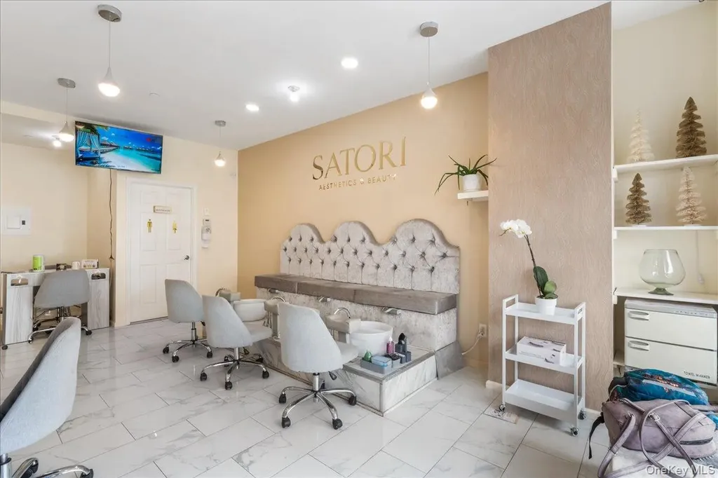 101-12 43rd Avenue Corona NY 11368