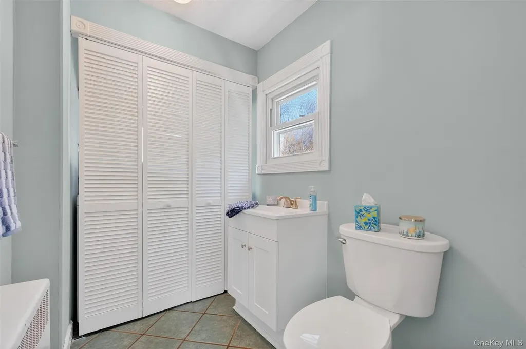 8 Garrett Place Carmel NY 10512