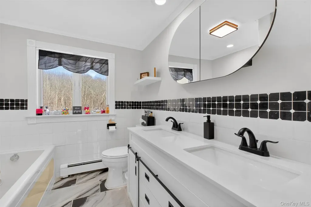 8 Garrett Place Carmel NY 10512